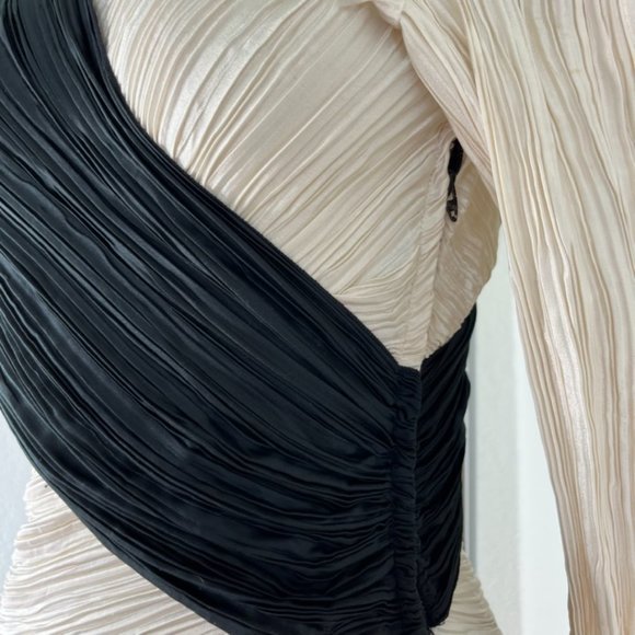 Mary McFadden Brook Shields Color Block Pleated Panel Floor Length Evening Gown - Picture 6 of 13